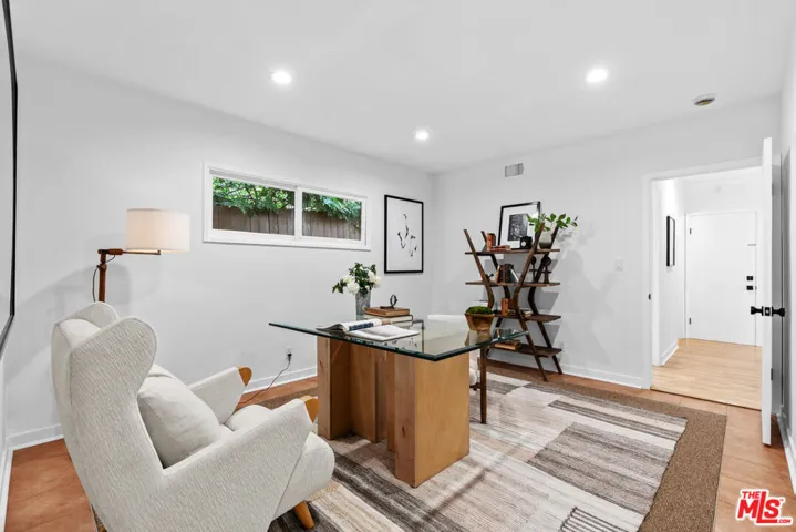 13009 Greenleaf Street, Studio City, California 91604