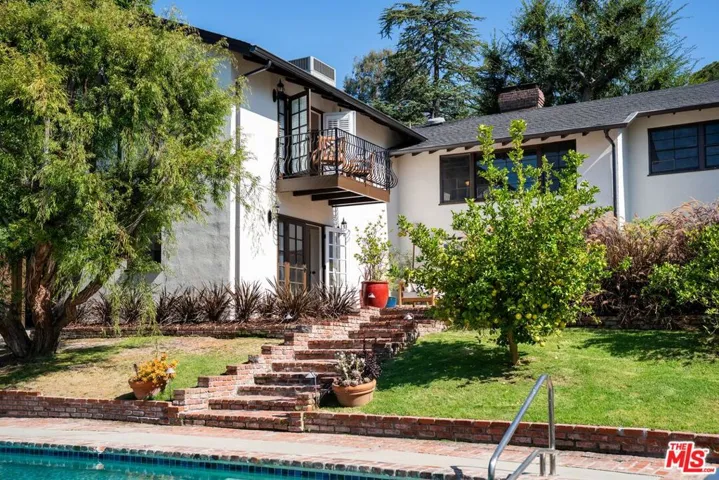 13009 Greenleaf Street, Studio City, California 91604