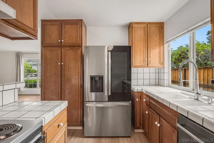 4356 Vision, San Diego, California 92121