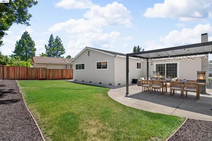 6225 Robin Ct, Pleasanton, California 94588