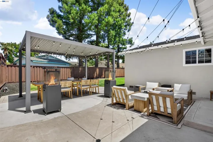 6225 Robin Ct, Pleasanton, California 94588