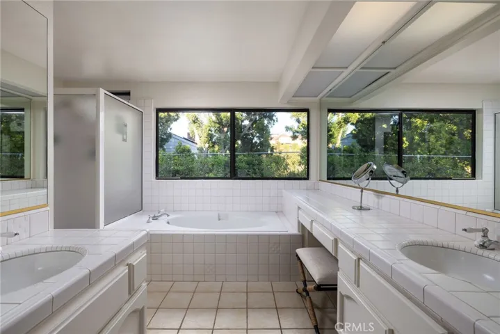 25582 Rangewood Road, Laguna Hills, California 92653