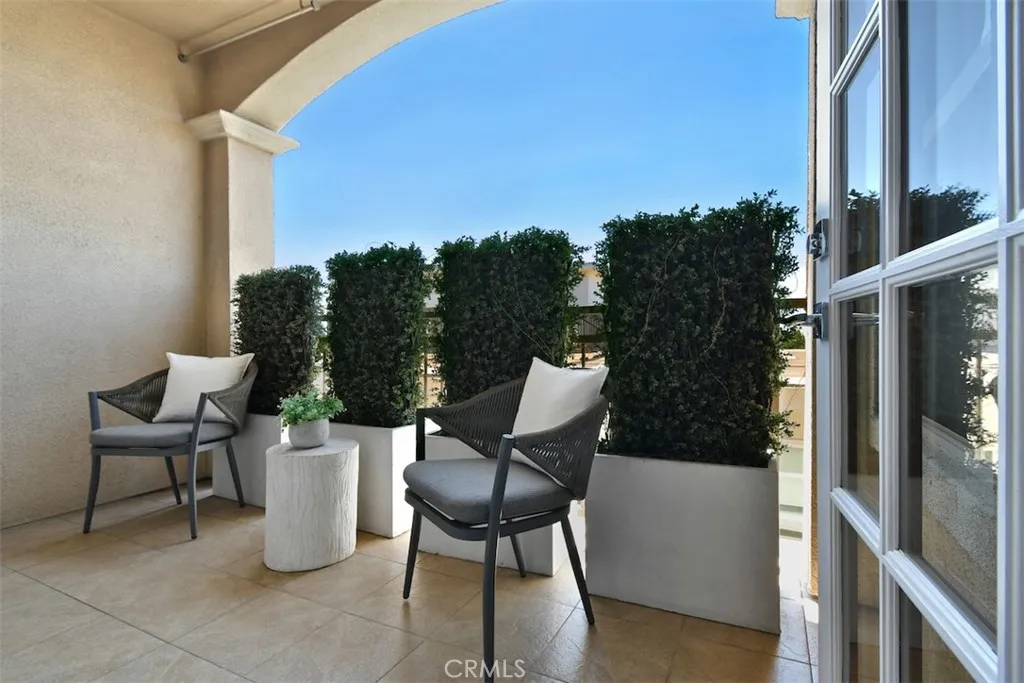 Balcony 1