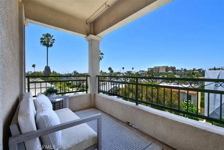 Balcony 2