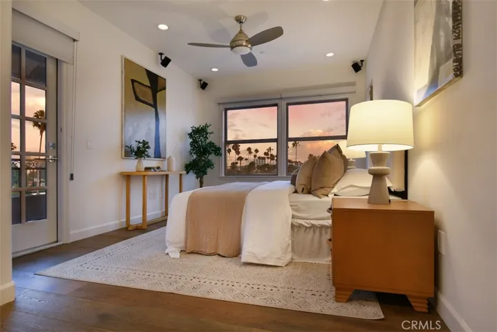 Bedroom 2 at Twilight