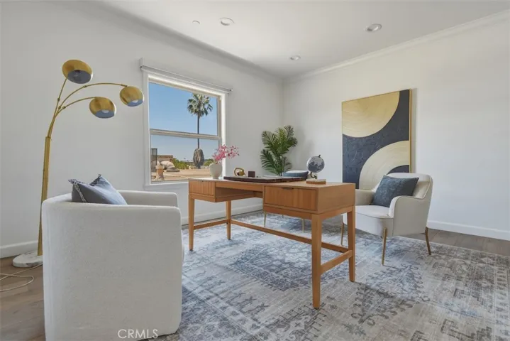 Office/Bonus Room