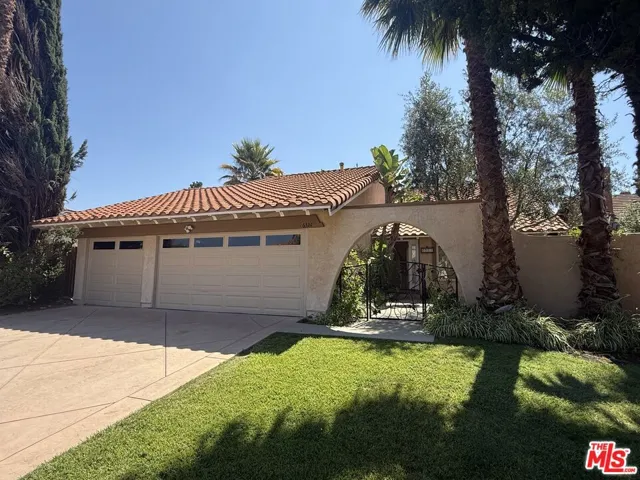 6324 Aquarius Avenue, Agoura Hills, California 91301