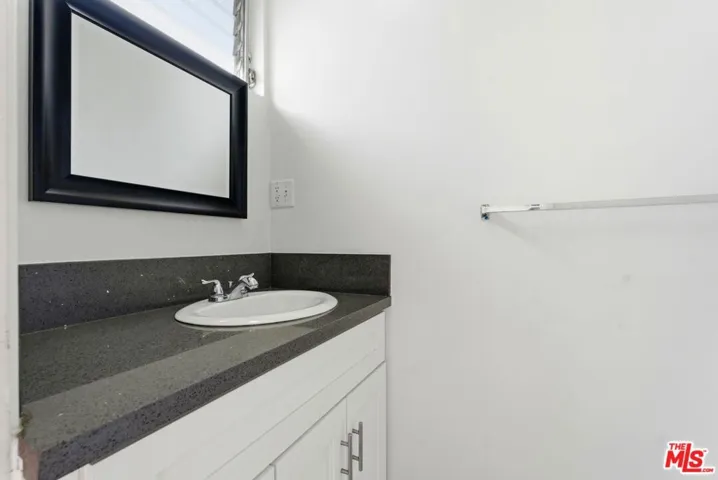 1475 S Wooster Street 4, Los Angeles, California 90035