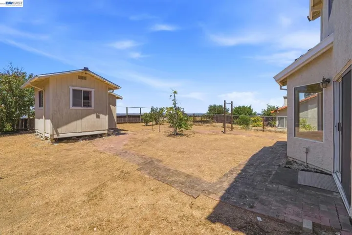 9 Beechwood Ct, Pittsburg, California 94565