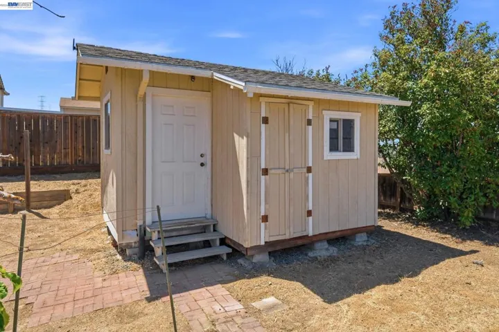 Shed