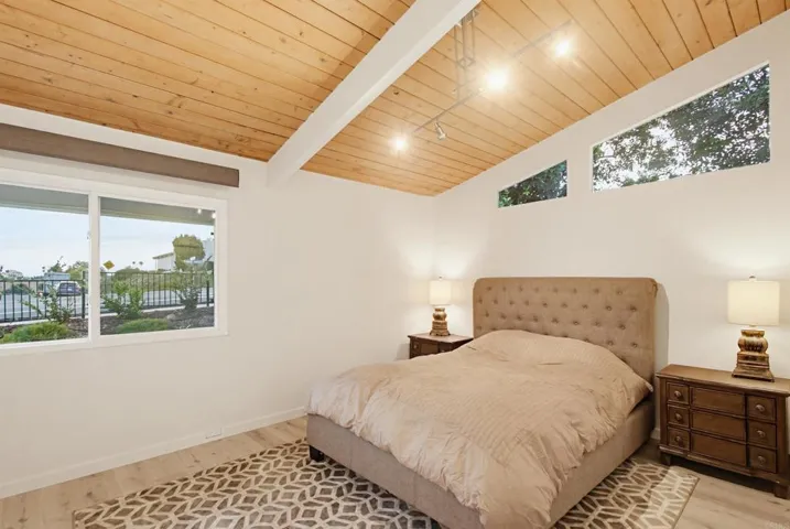 5605 Soledad, La Jolla, California 92037