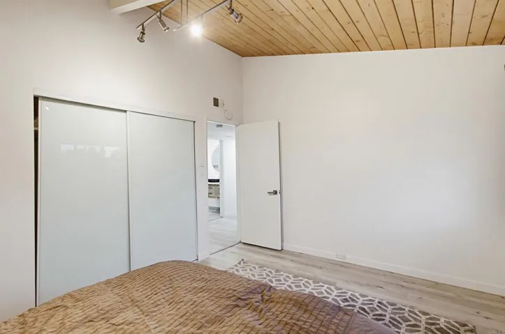 5605 Soledad, La Jolla, California 92037