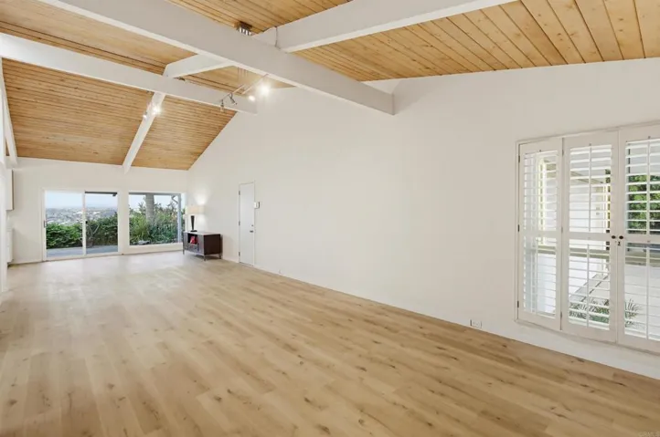 5605 Soledad, La Jolla, California 92037