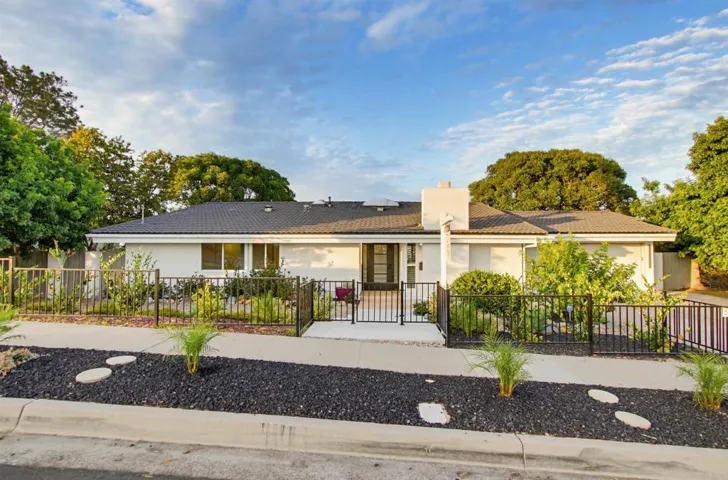 5605 Soledad, La Jolla, California 92037