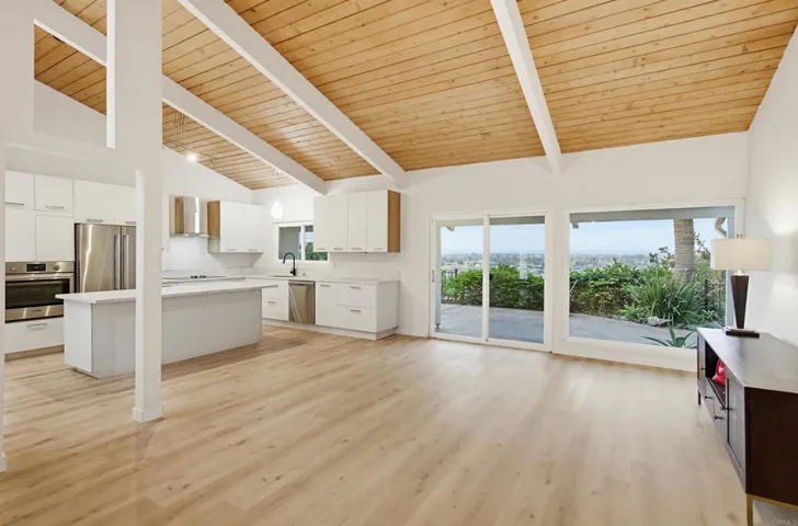 5605 Soledad, La Jolla, California 92037