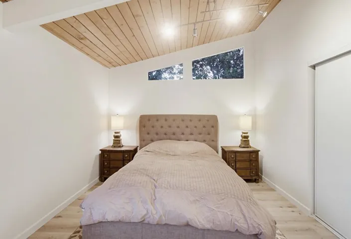5605 Soledad, La Jolla, California 92037
