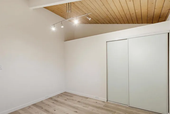 5605 Soledad, La Jolla, California 92037