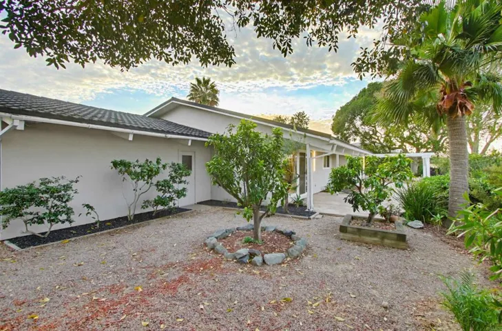 5605 Soledad, La Jolla, California 92037