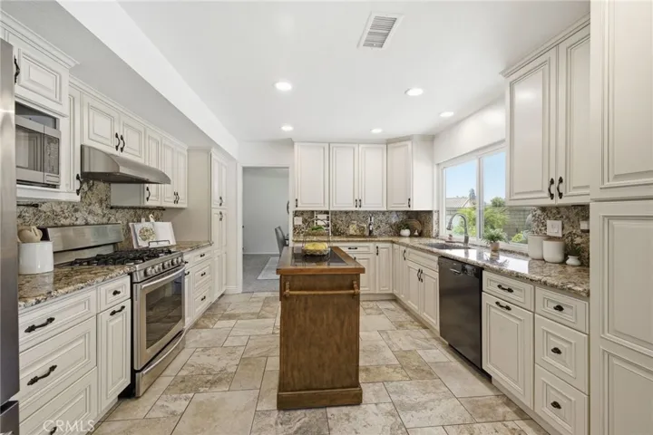13306 Noble, Chino, California 91710