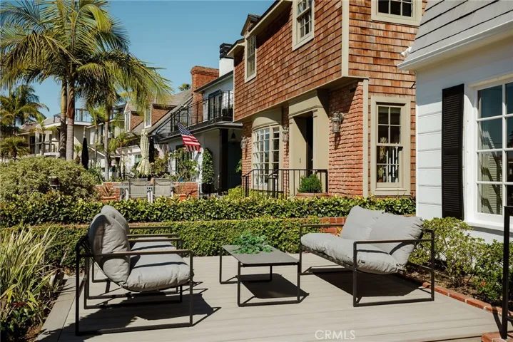 181 Rivo Alto Canal, Long Beach, California 90803