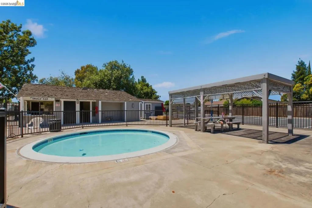 Community Pool and Area