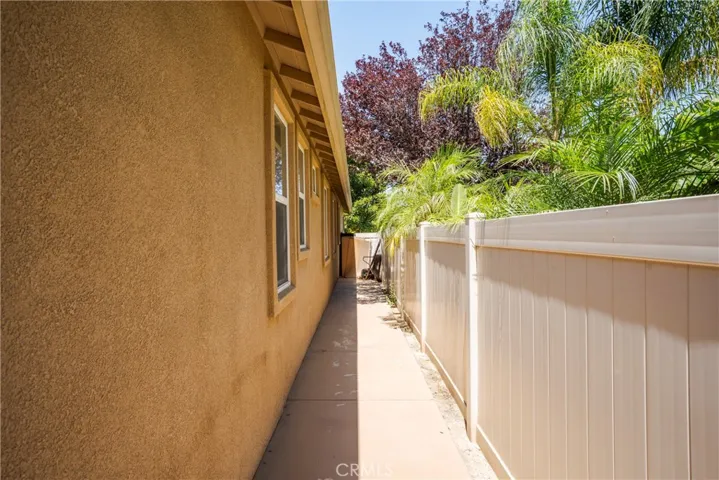1555 Big Bend, Beaumont, California 92223