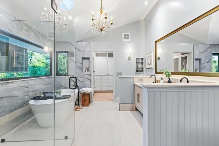 26201 Dori Lane, Los Altos Hills, California 94022