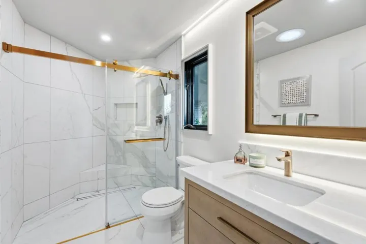 26201 Dori Lane, Los Altos Hills, California 94022