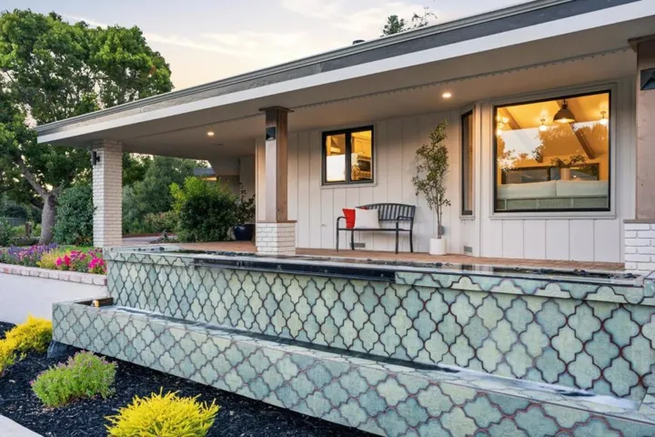 26201 Dori Lane, Los Altos Hills, California 94022