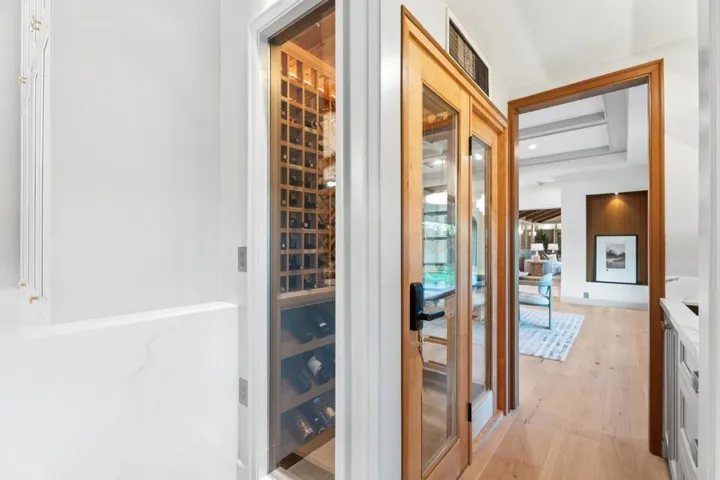 26201 Dori Lane, Los Altos Hills, California 94022