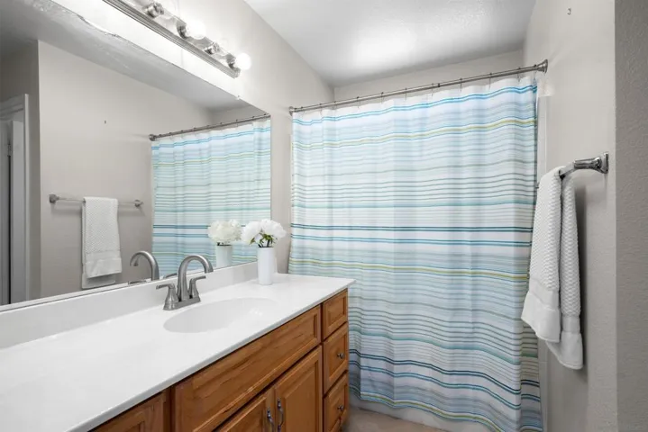 729 Lynnplace, El Cajon, California 92020