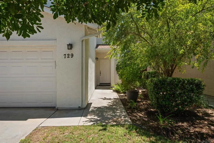 729 Lynnplace, El Cajon, California 92020