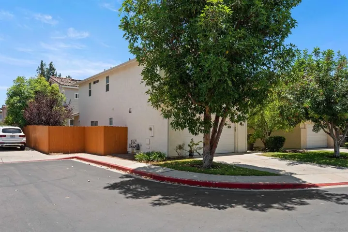 729 Lynnplace, El Cajon, California 92020