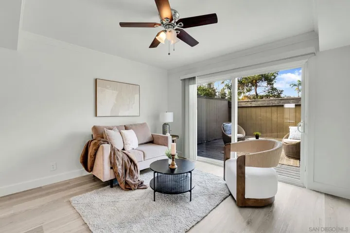 10523 Caminito Memosac, San Diego, California 92131