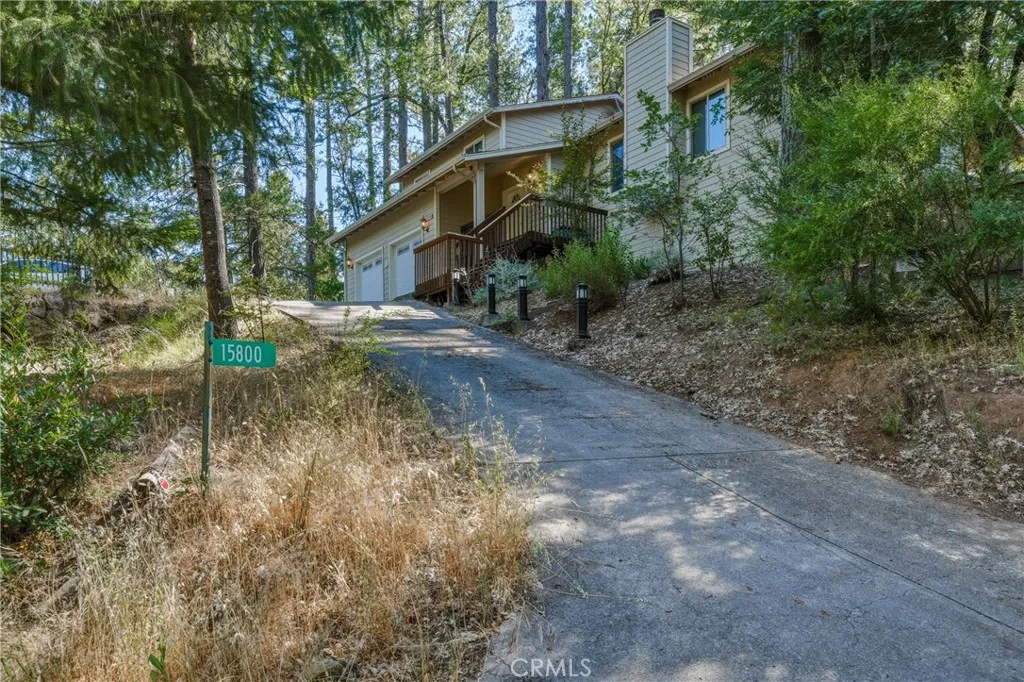 driveway going up to home