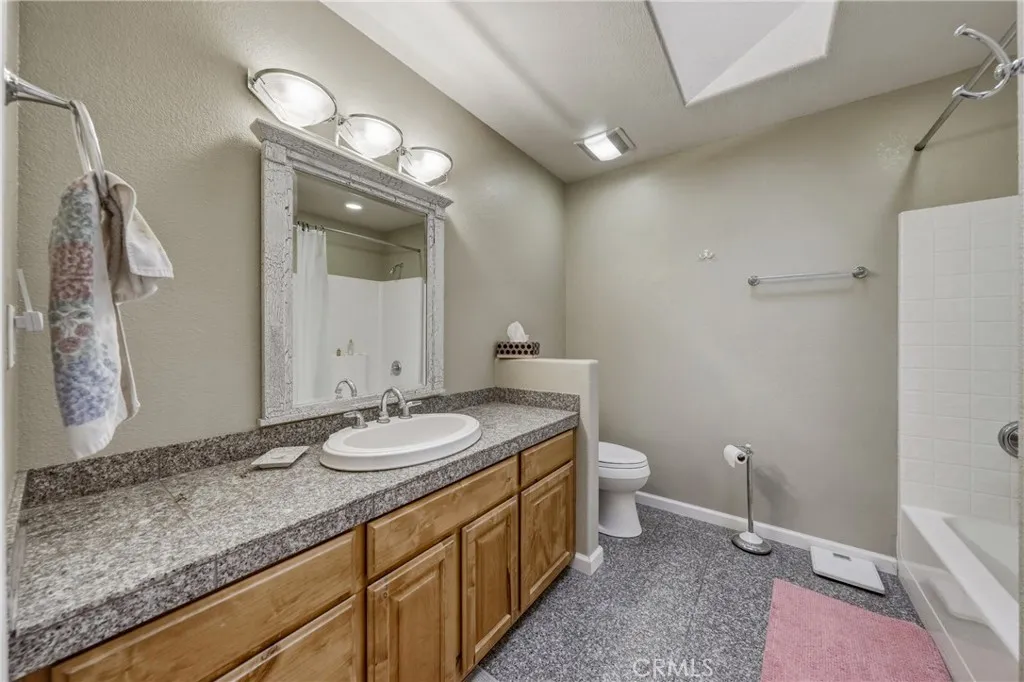 full bathroom upstairs