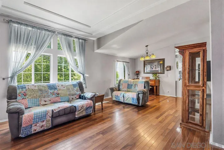 38748 Via Cantata, Temecula, California 92592