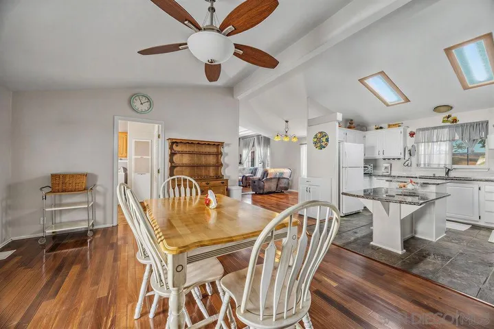 38748 Via Cantata, Temecula, California 92592