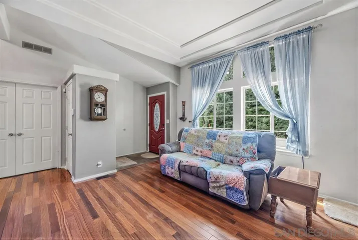 38748 Via Cantata, Temecula, California 92592
