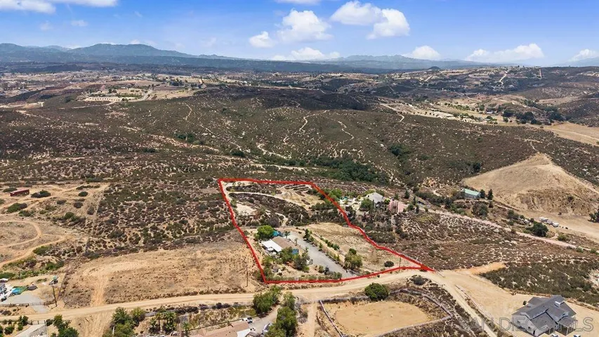 38748 Via Cantata, Temecula, California 92592