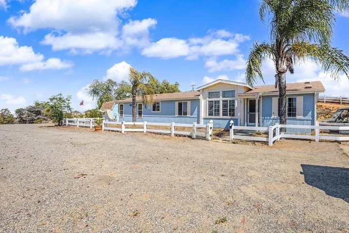 38748 Via Cantata, Temecula, California 92592