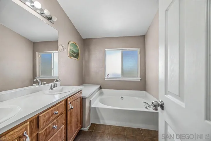 38748 Via Cantata, Temecula, California 92592