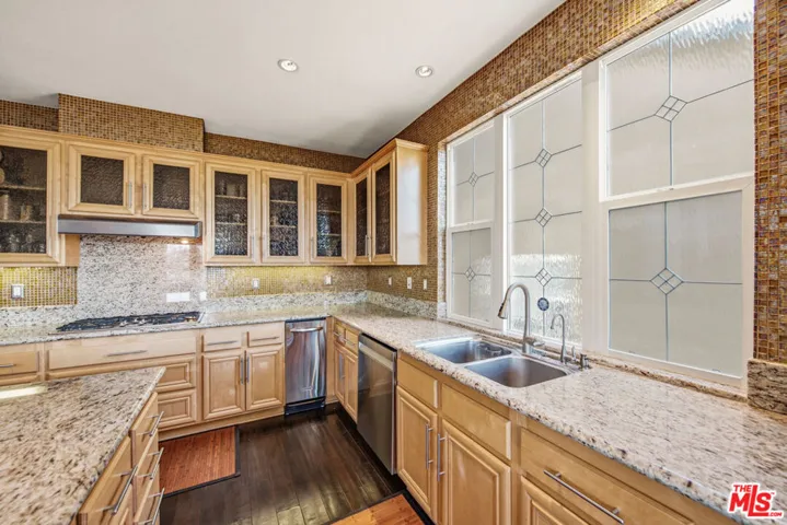 Mosaic vibe backsplash