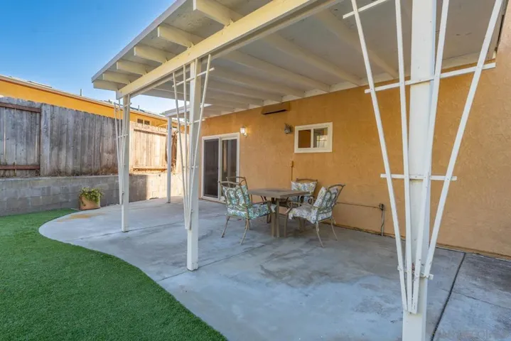 15625 Paymogo, San Diego, California 92129