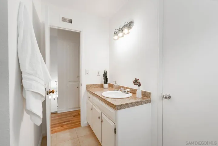 15625 Paymogo, San Diego, California 92129