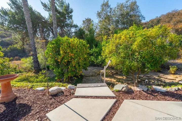 15625 Paymogo, San Diego, California 92129