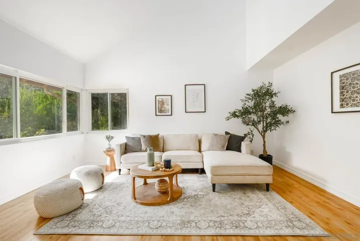 15625 Paymogo, San Diego, California 92129