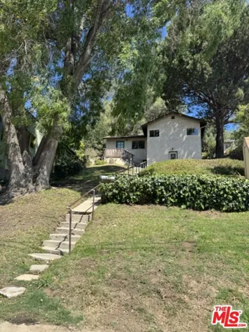 2024 Valentine Street, Los Angeles, California 90026