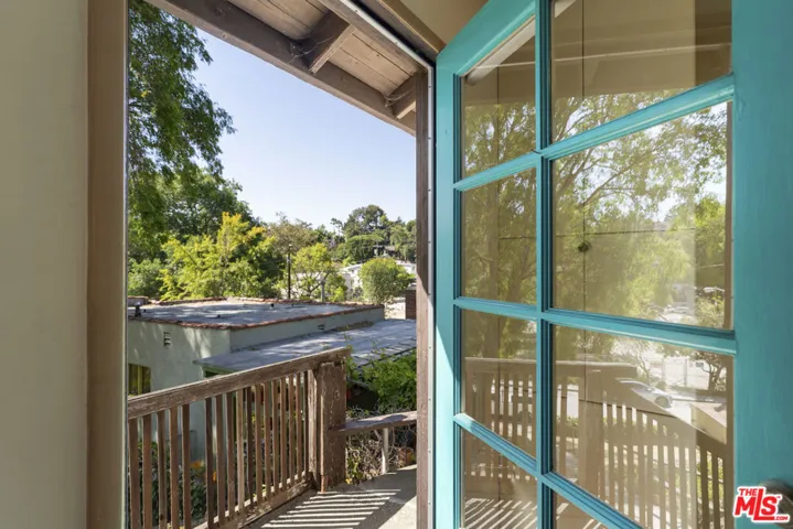 2024 Valentine Street, Los Angeles, California 90026