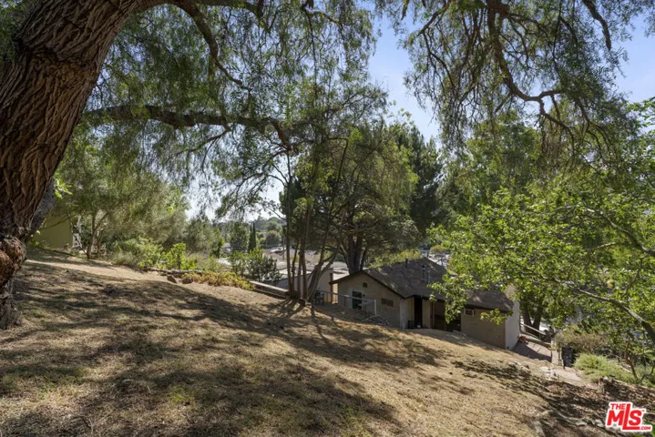 2024 Valentine Street, Los Angeles, California 90026
